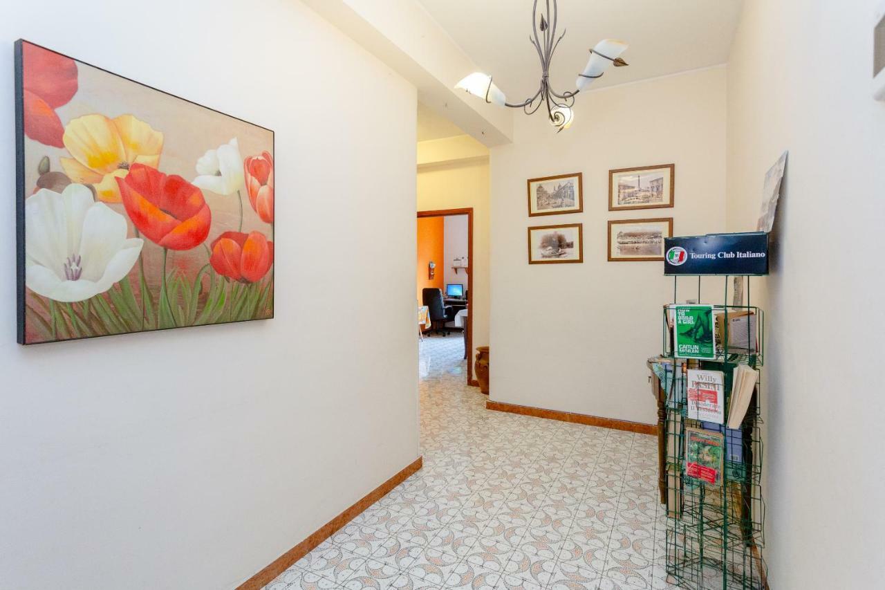 A Casa Di Marco Bed & Breakfast Catania Exterior photo